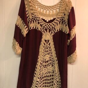 Umgee Burgundy and Cream Crochet Blouse